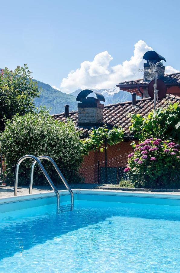 Anma Cottages The Secret Garden Pianello Del Lario Extérieur photo